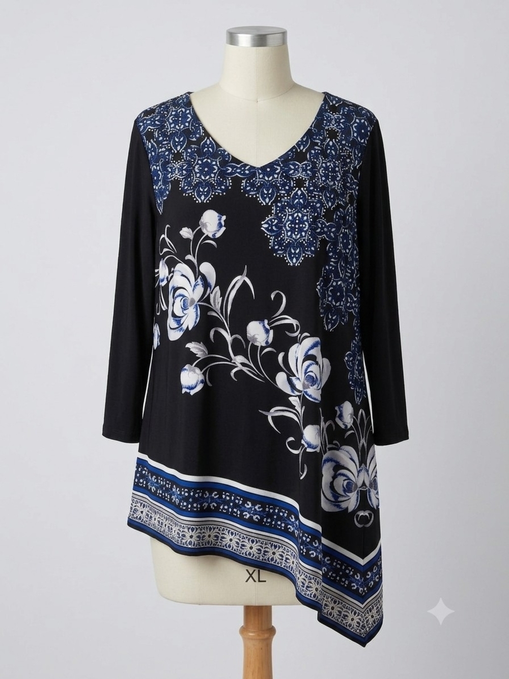 JM Collection Black Tunic Top with Navy & White Floral Print (XL)